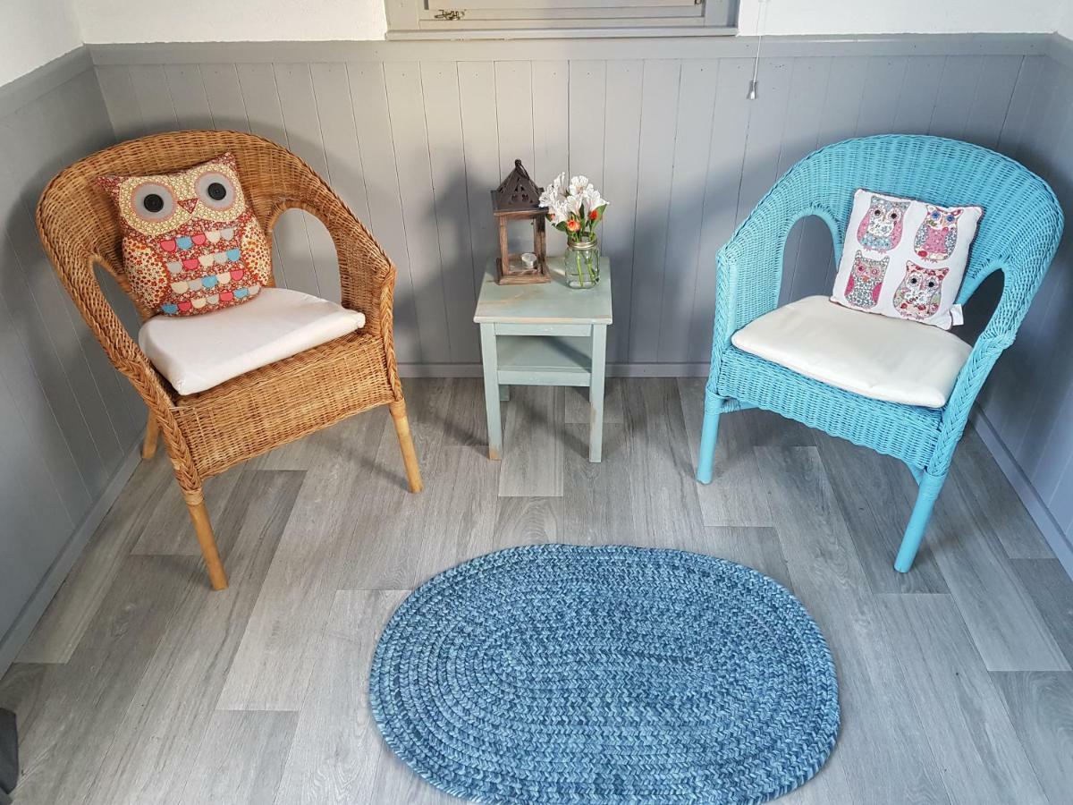 Acorn Camping And Caravan Park Llantwit Major Extérieur photo