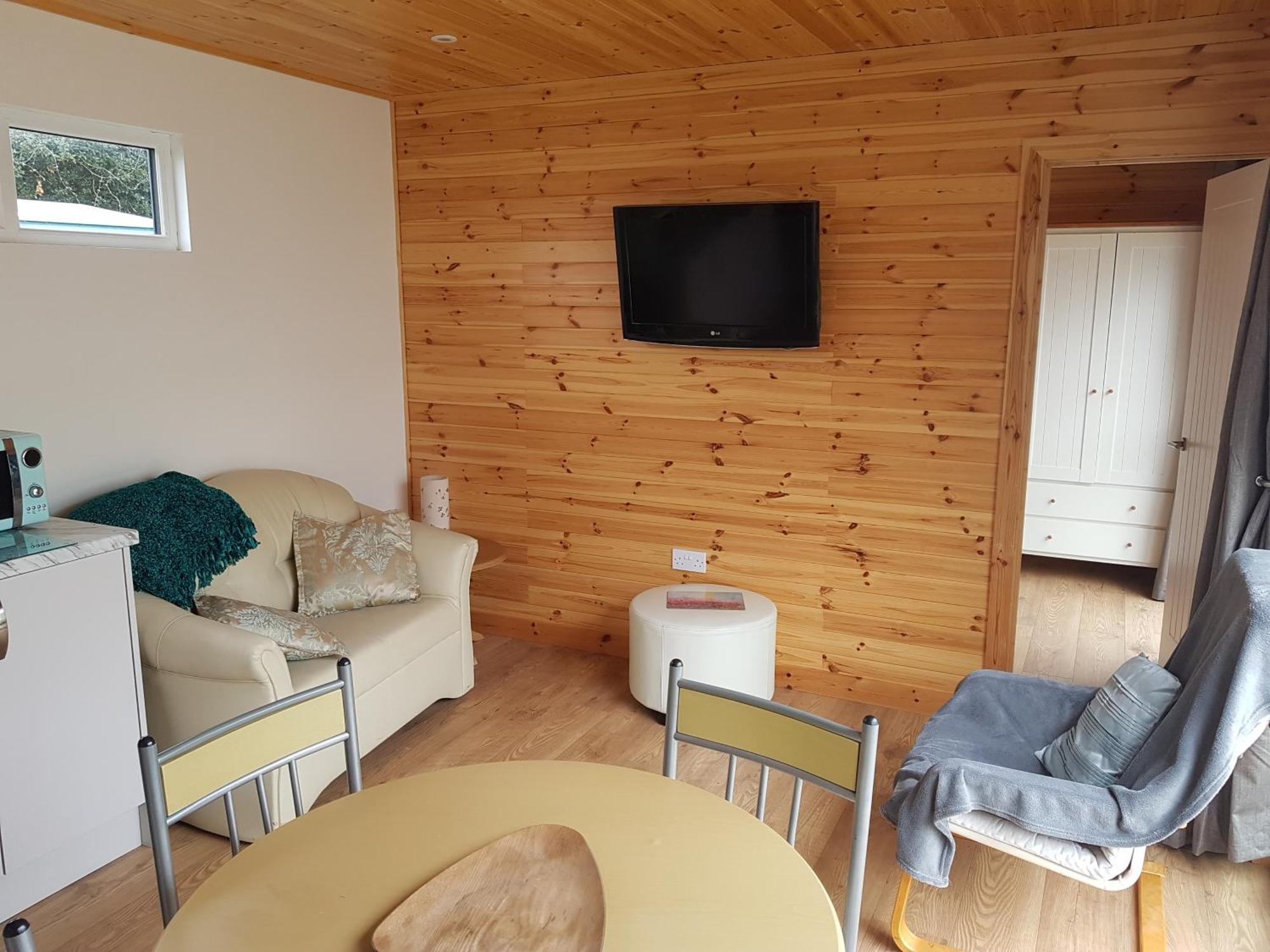 Acorn Camping And Caravan Park Llantwit Major Extérieur photo