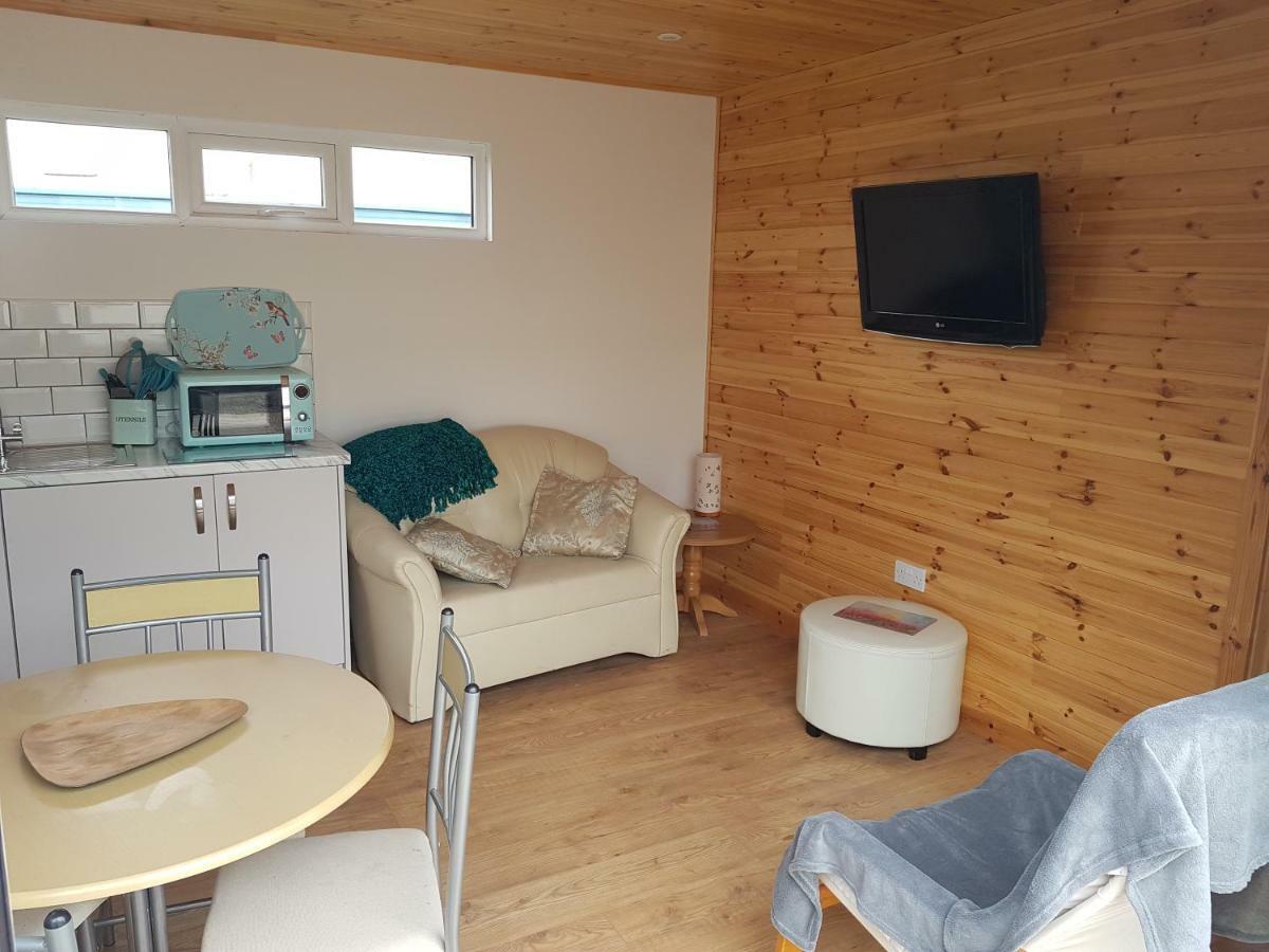 Acorn Camping And Caravan Park Llantwit Major Extérieur photo